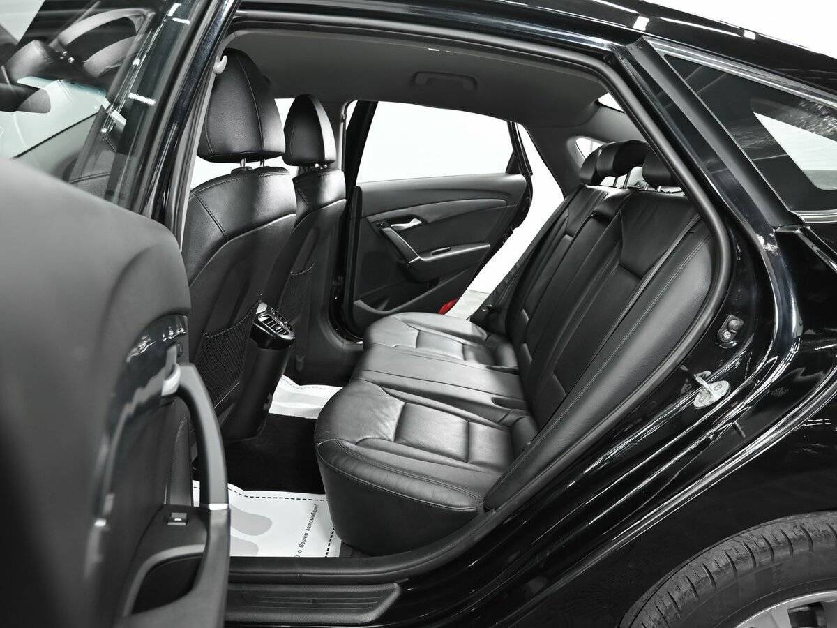 Купить Hyundai i40 с пробегом. Фото: #13