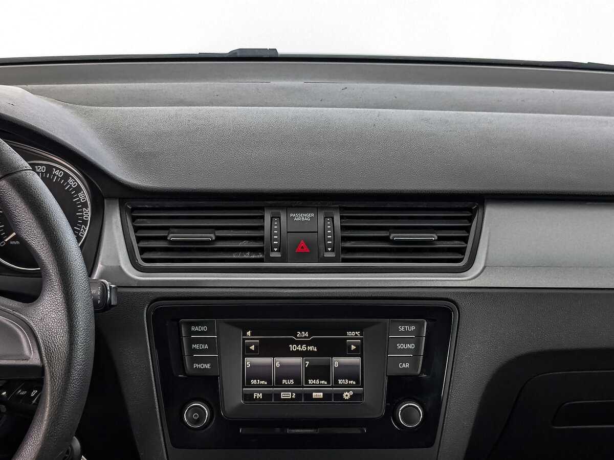 Купить Skoda Rapid с пробегом. Фото: #14