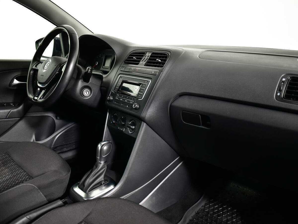 Купить Volkswagen Polo с пробегом. Фото: #7