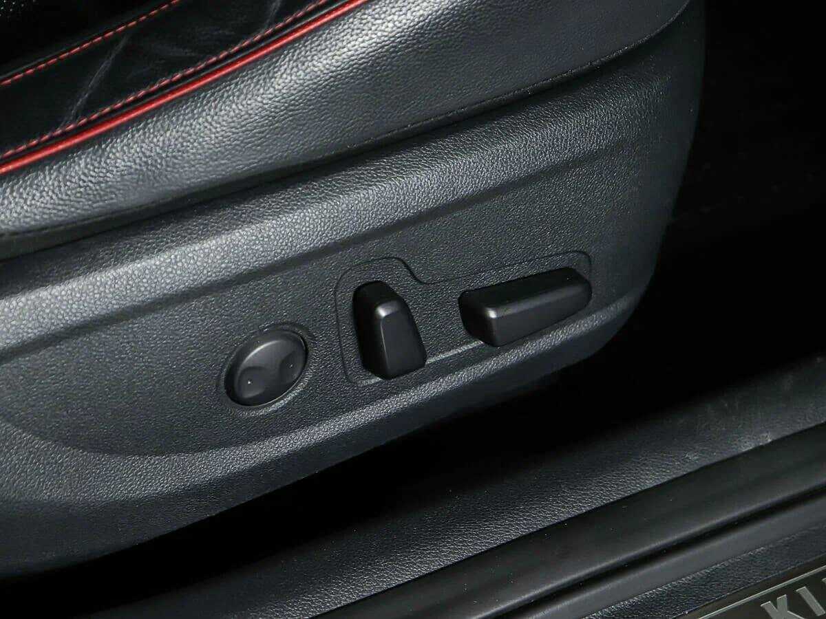 Купить Kia Optima с пробегом. Фото: #23