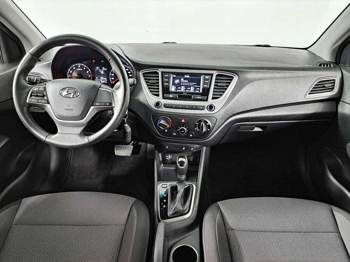 Купить Hyundai Solaris с пробегом. Фото: #12