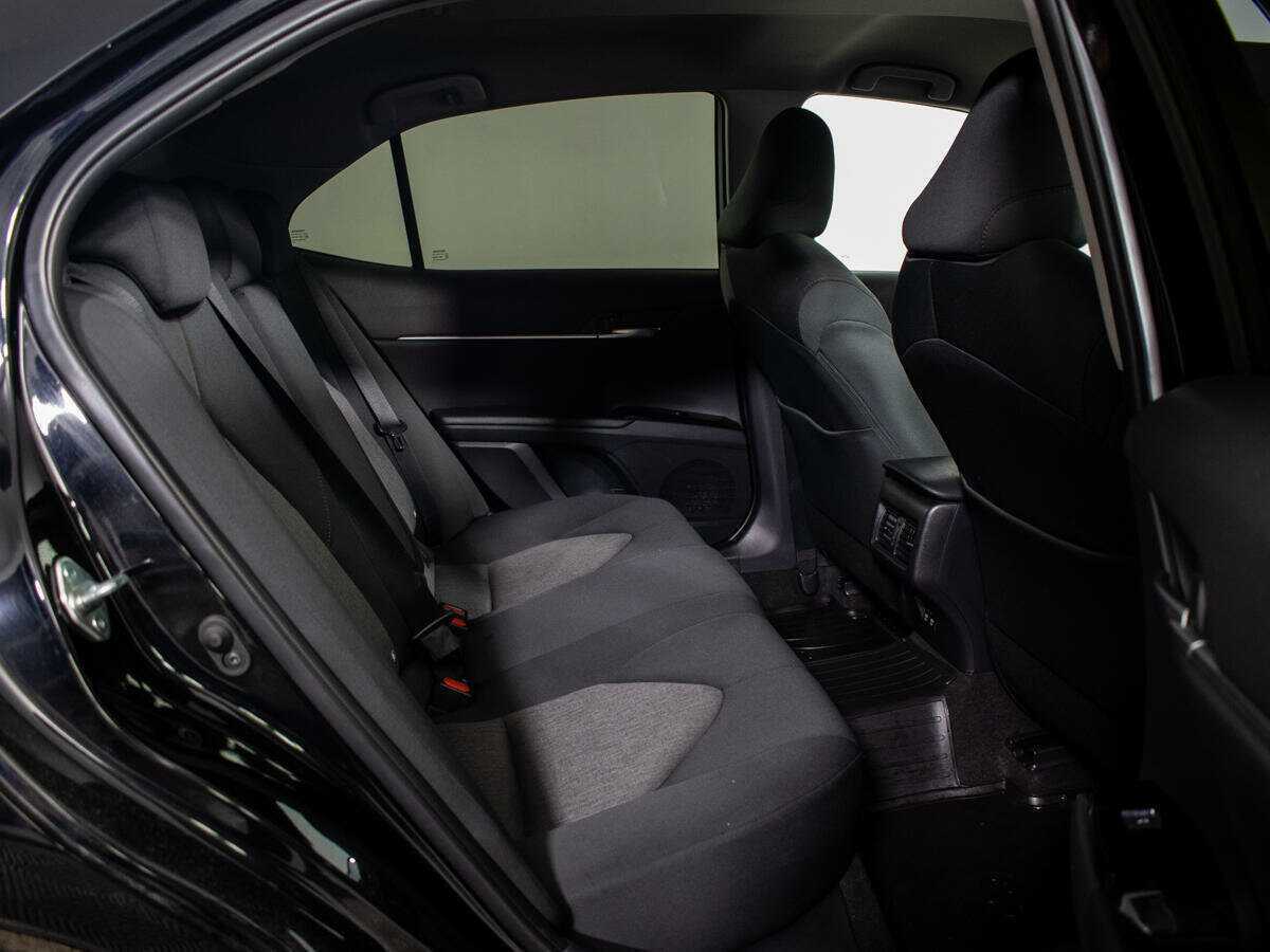 Купить Toyota Camry с пробегом. Фото: #7