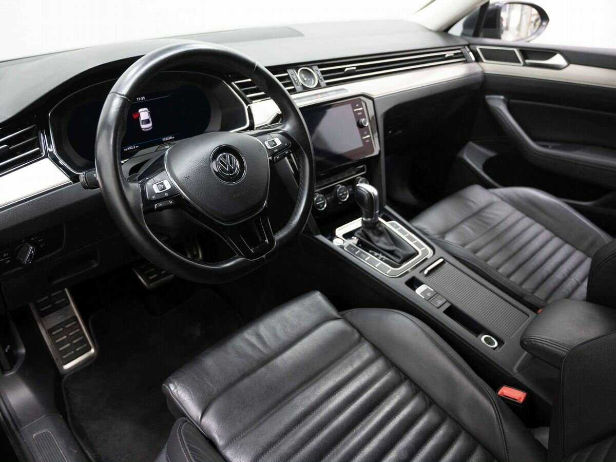 Купить Volkswagen Passat с пробегом. Фото: #6
