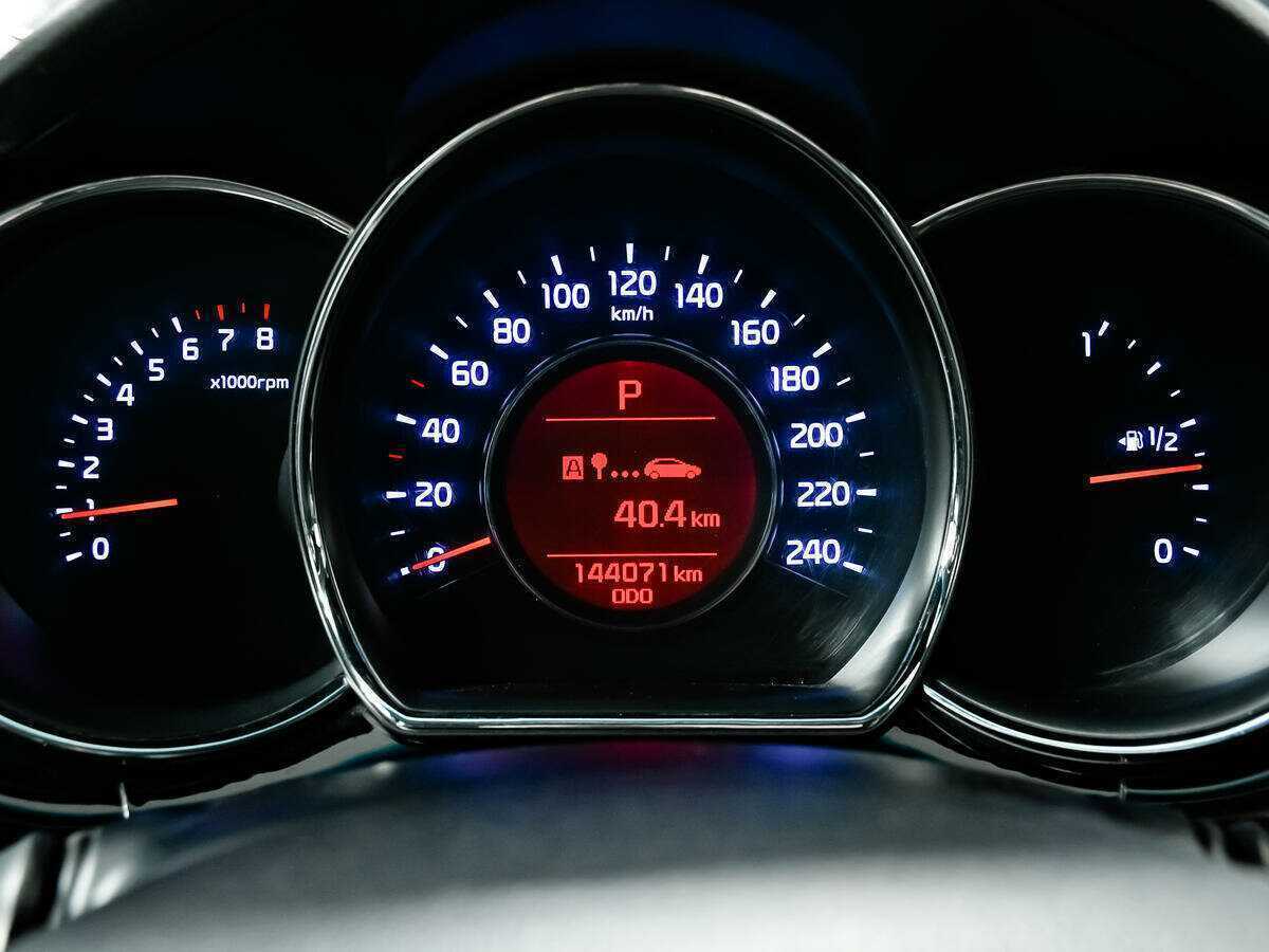 Купить Kia Ceed с пробегом. Фото: #9