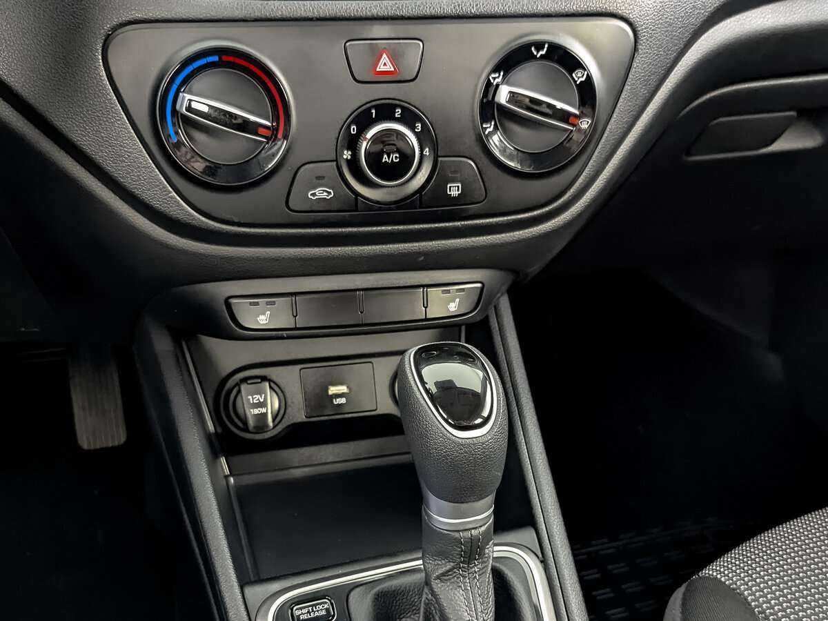 Купить Hyundai Solaris с пробегом. Фото: #18