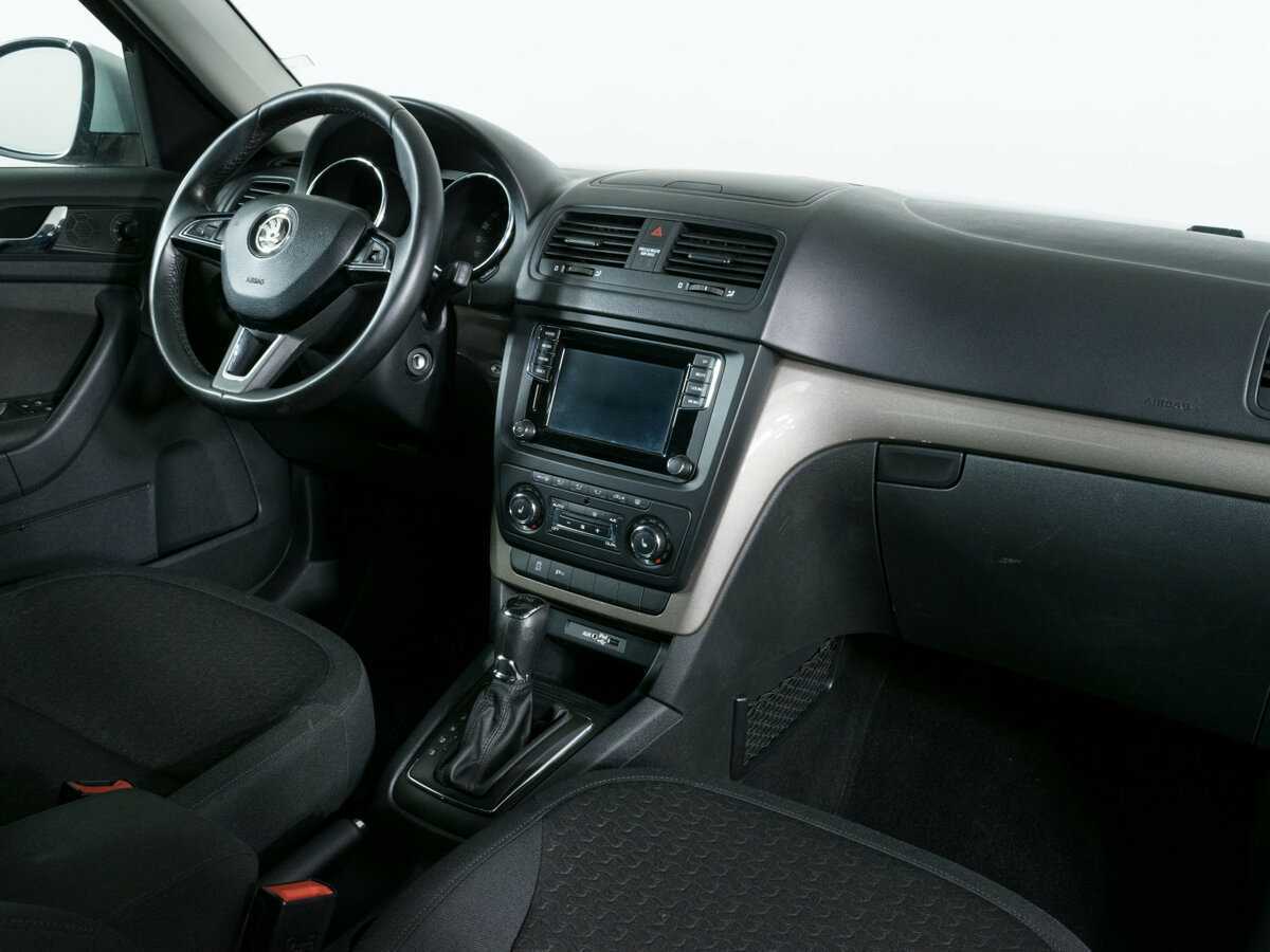 Купить Skoda Yeti с пробегом. Фото: #9