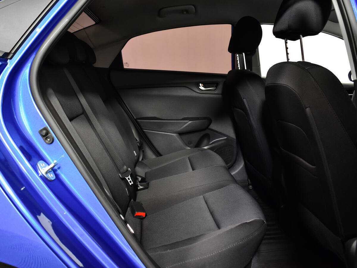 Купить Hyundai Solaris с пробегом. Фото: #9