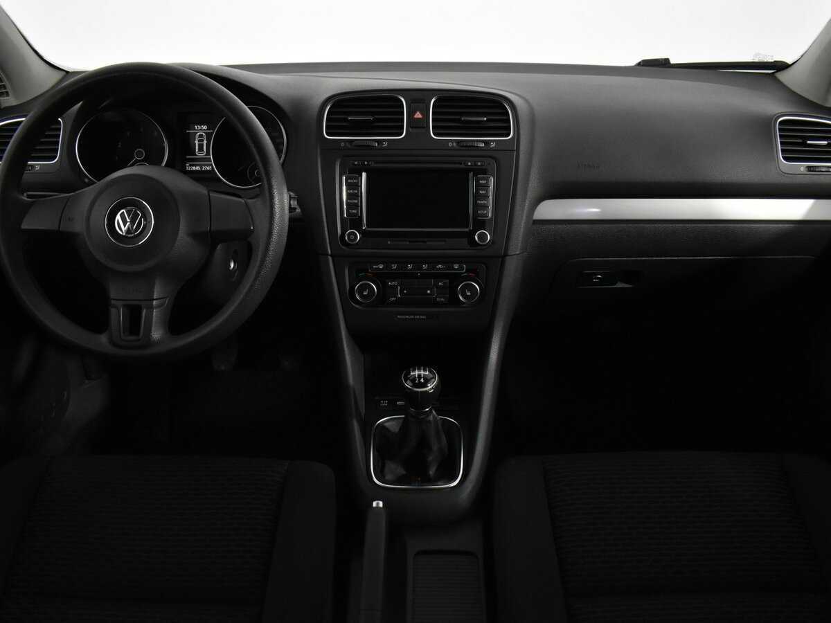 Купить Volkswagen Golf с пробегом. Фото: #10