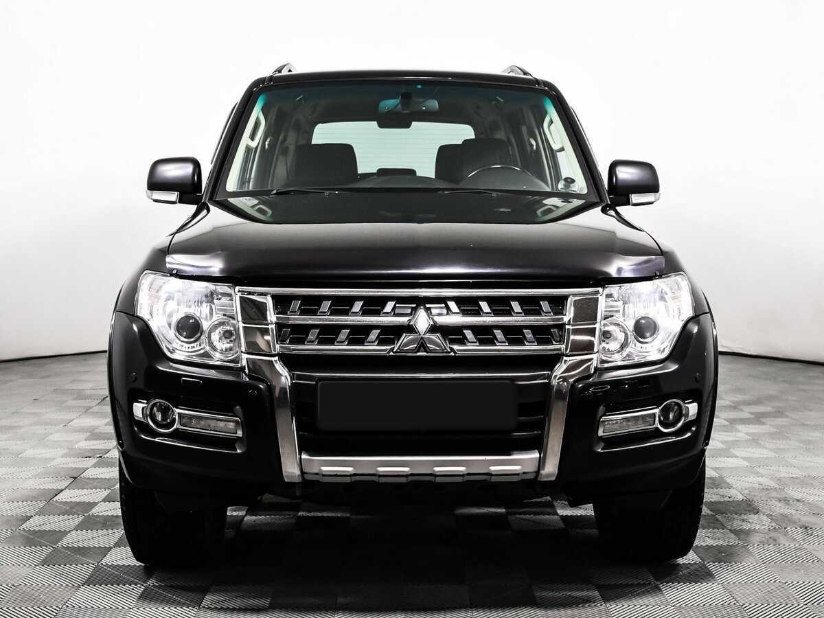 Купить Mitsubishi Pajero с пробегом. Фото: #1