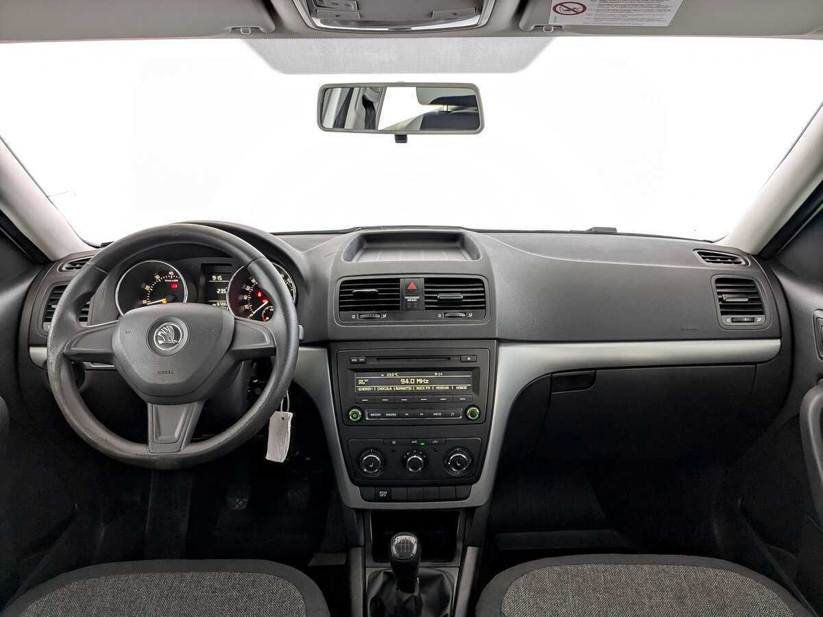 Купить Skoda Yeti с пробегом. Фото: #11