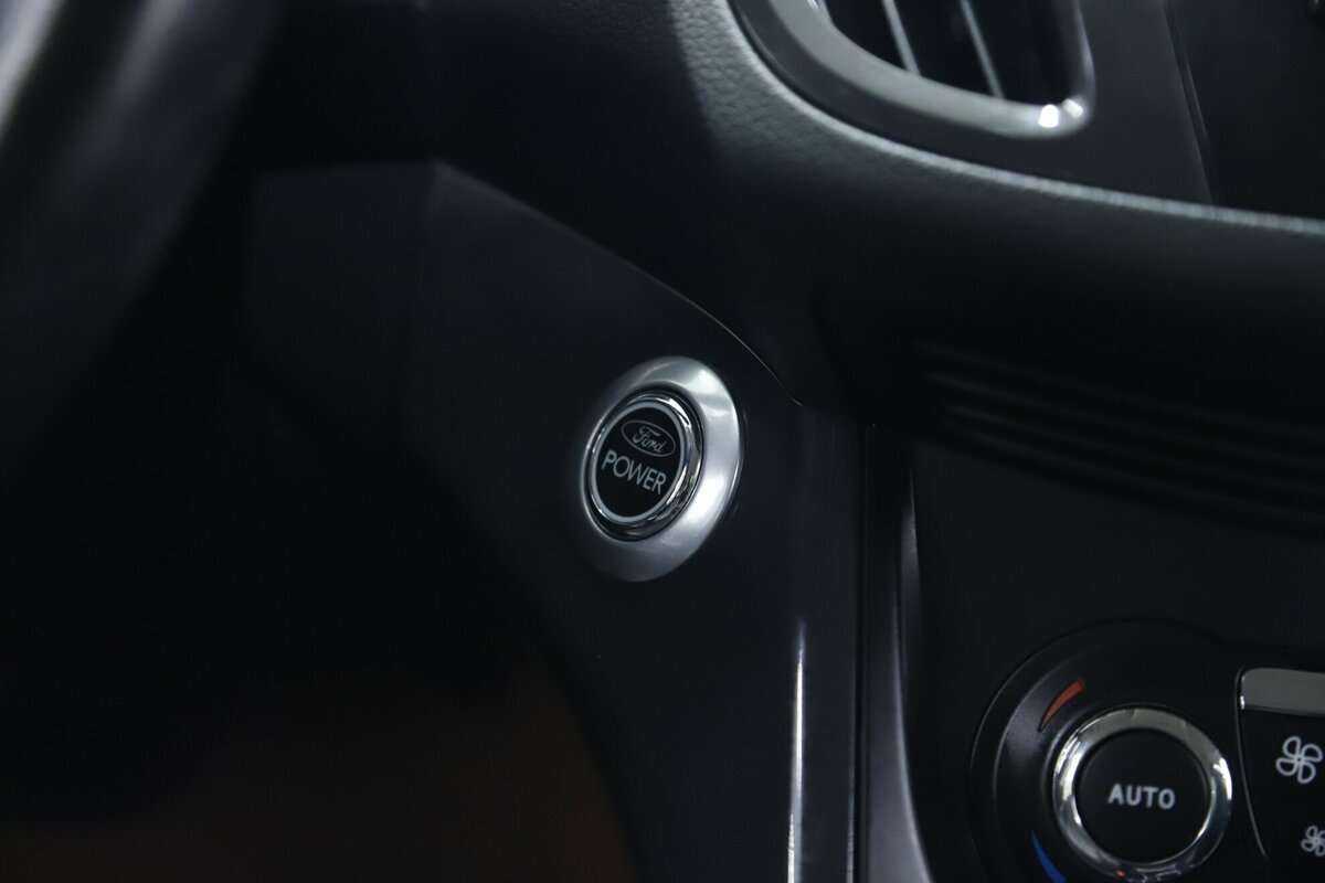 Купить Ford Kuga с пробегом. Фото: #12