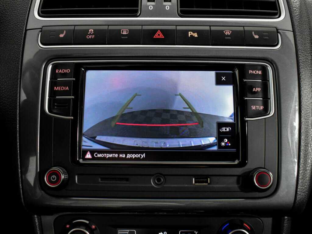 Купить Volkswagen Polo с пробегом. Фото: #15