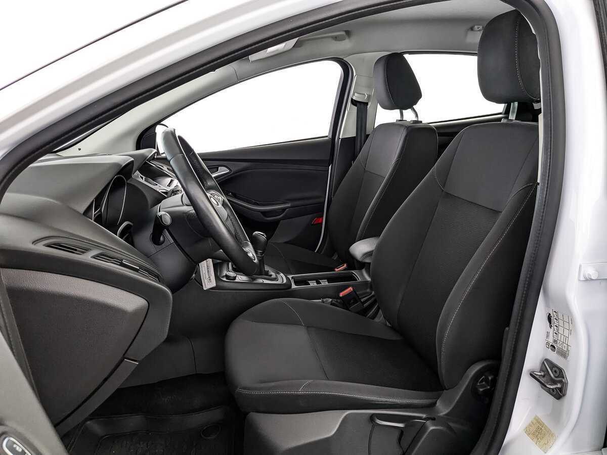 Купить Ford Focus с пробегом. Фото: #15