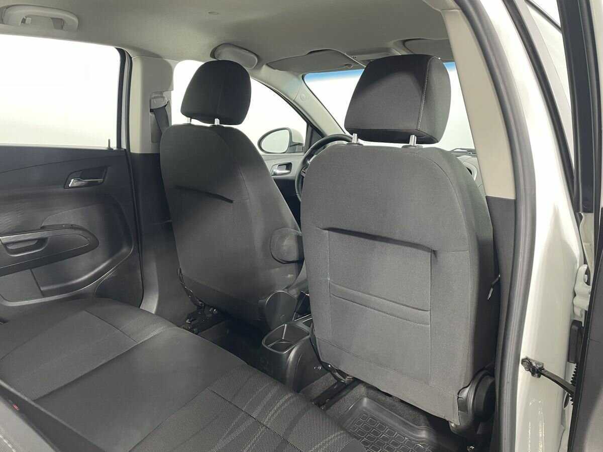 Купить Chevrolet Aveo с пробегом. Фото: #14