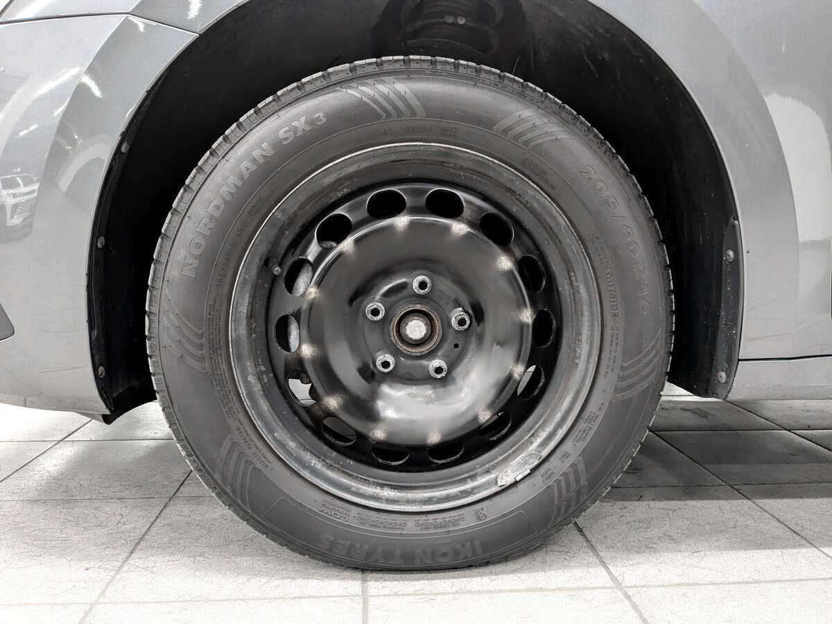 Купить Skoda Octavia с пробегом. Фото: #17