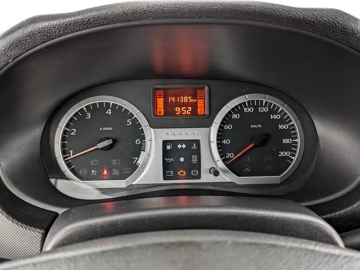 Купить Lada (ВАЗ) Largus с пробегом. Фото: #11