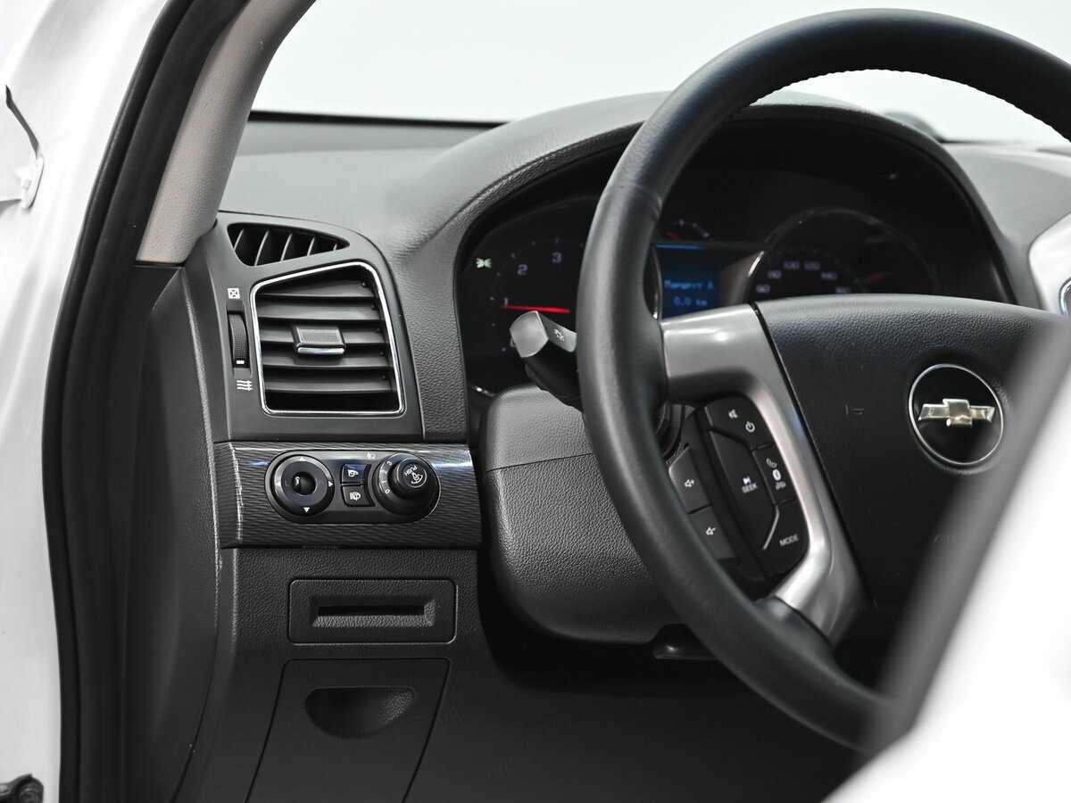 Купить Chevrolet Captiva с пробегом. Фото: #5