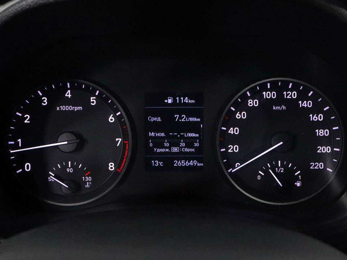 Купить Hyundai Solaris с пробегом. Фото: #8