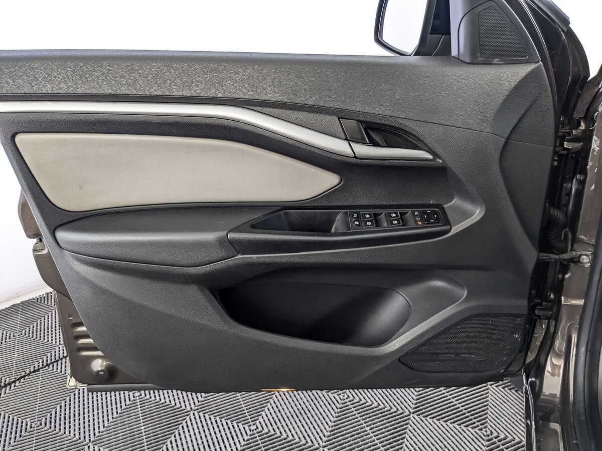 Купить Lada (ВАЗ) Vesta с пробегом. Фото: #13