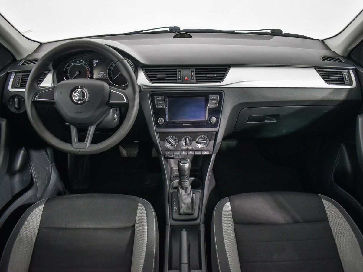 Купить Skoda Rapid с пробегом. Фото: #12