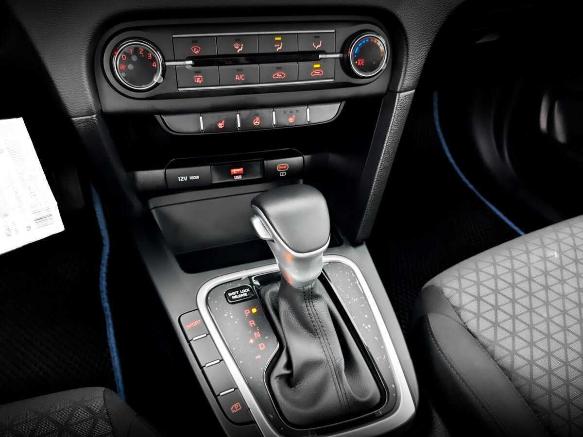 Купить Kia Ceed с пробегом. Фото: #24