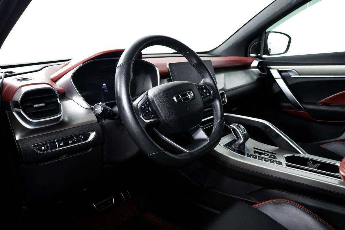 Купить Geely Coolray с пробегом. Фото: #12