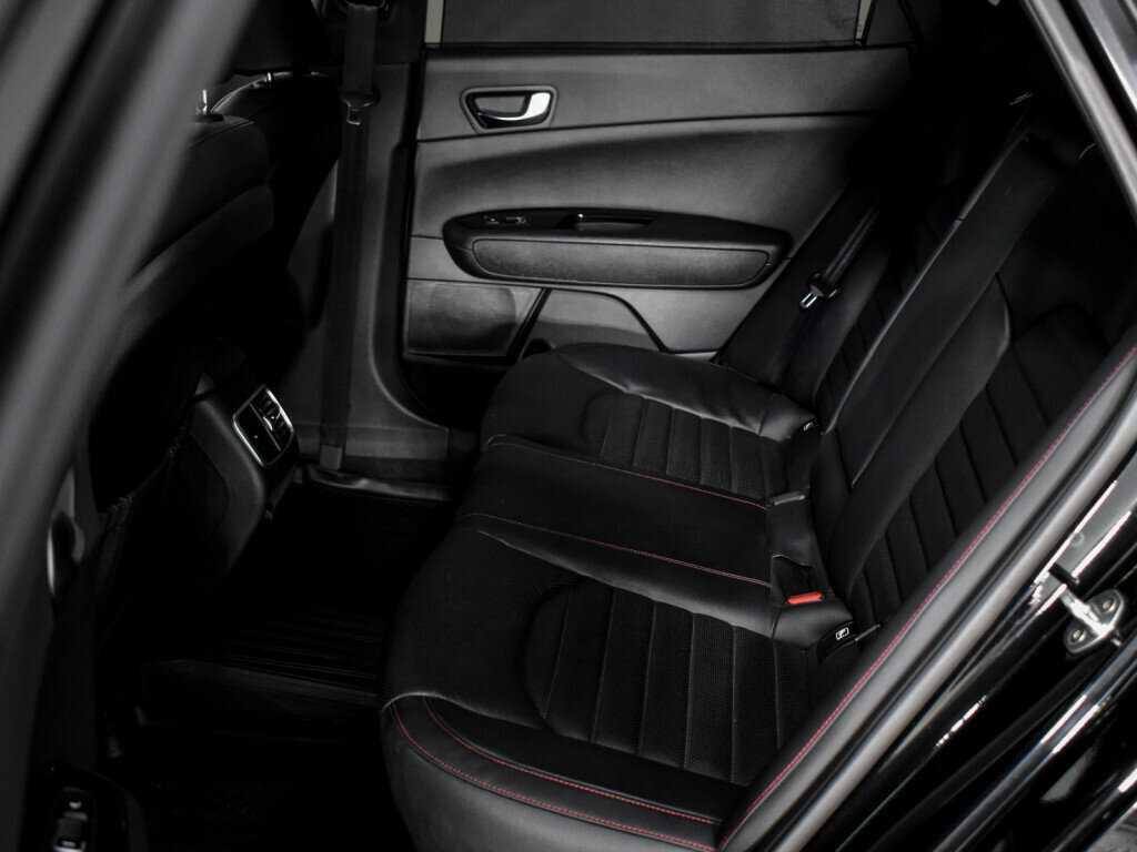 Купить Kia Optima с пробегом. Фото: #10