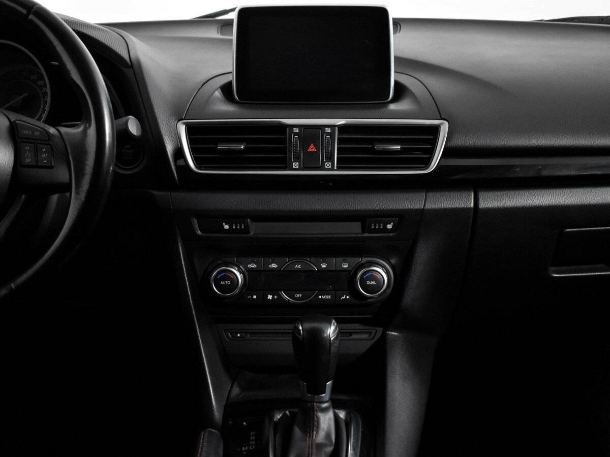Купить Mazda 3 с пробегом. Фото: #15