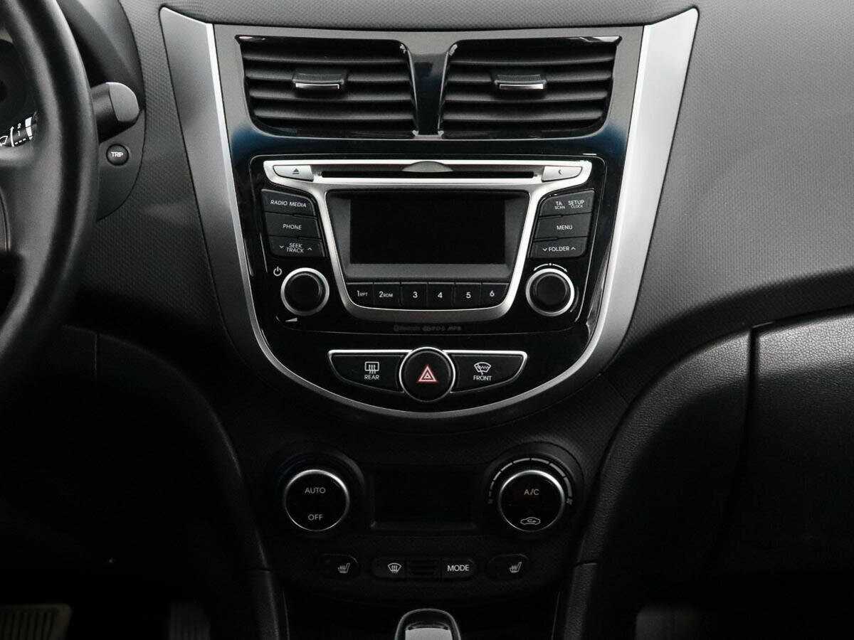 Купить Hyundai Solaris с пробегом. Фото: #12