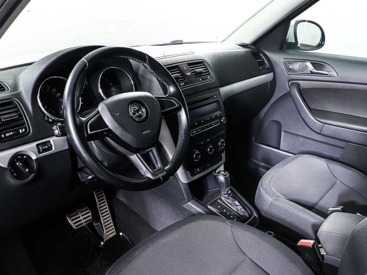 Купить Skoda Yeti с пробегом. Фото: #12