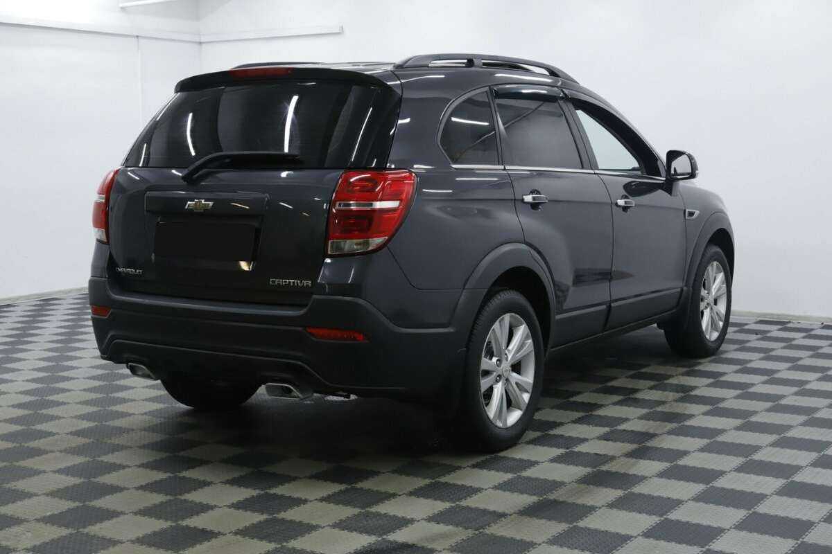 Купить Chevrolet Captiva с пробегом. Фото: #3
