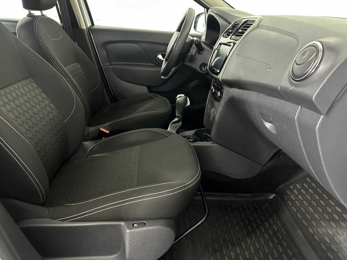 Купить Renault Logan с пробегом. Фото: #13