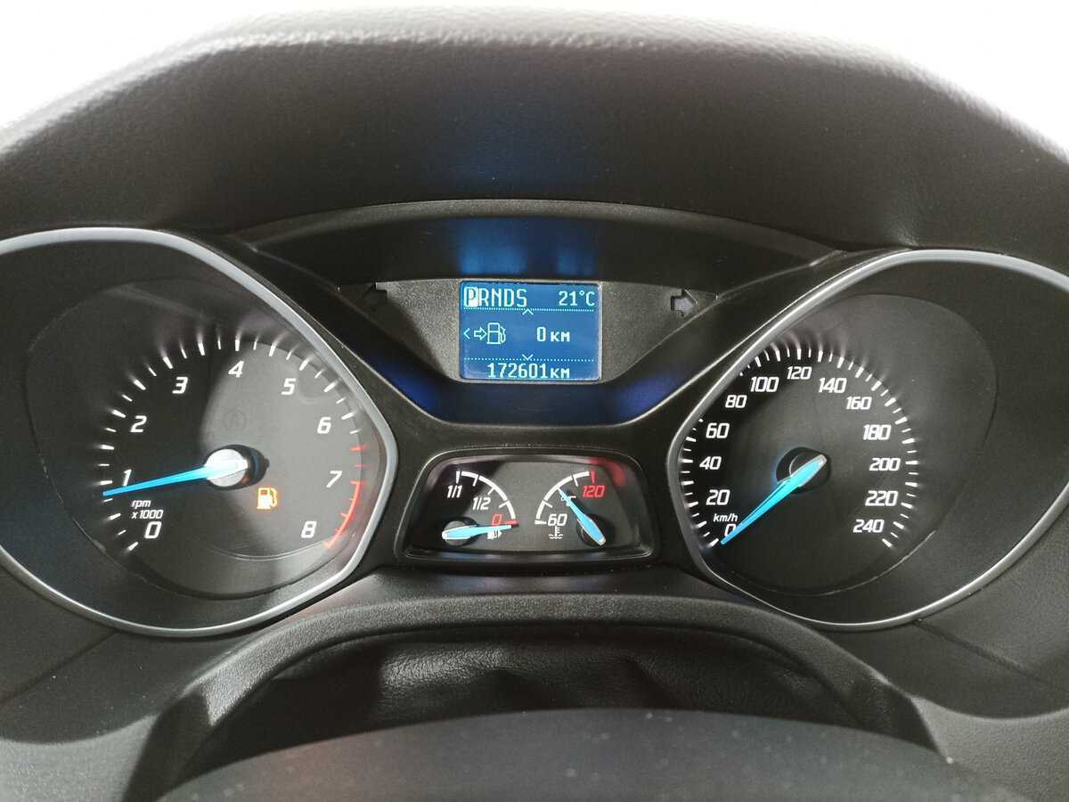 Купить Ford Focus с пробегом. Фото: #10