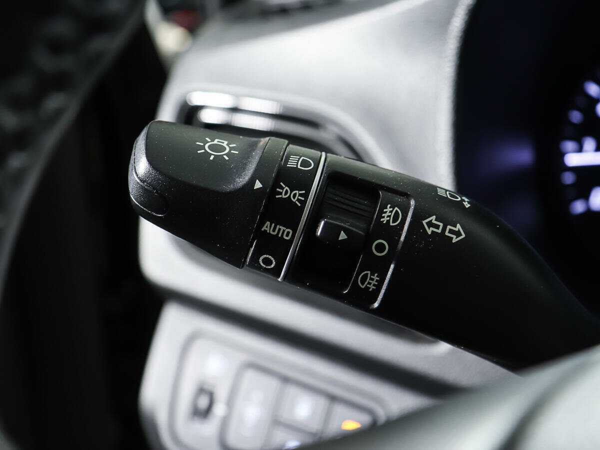 Купить Hyundai Solaris с пробегом. Фото: #23