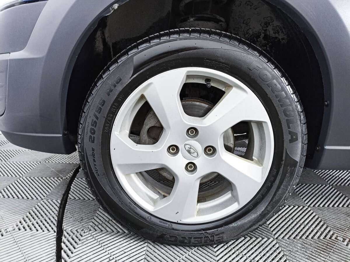 Купить Lada (ВАЗ) Largus с пробегом. Фото: #17