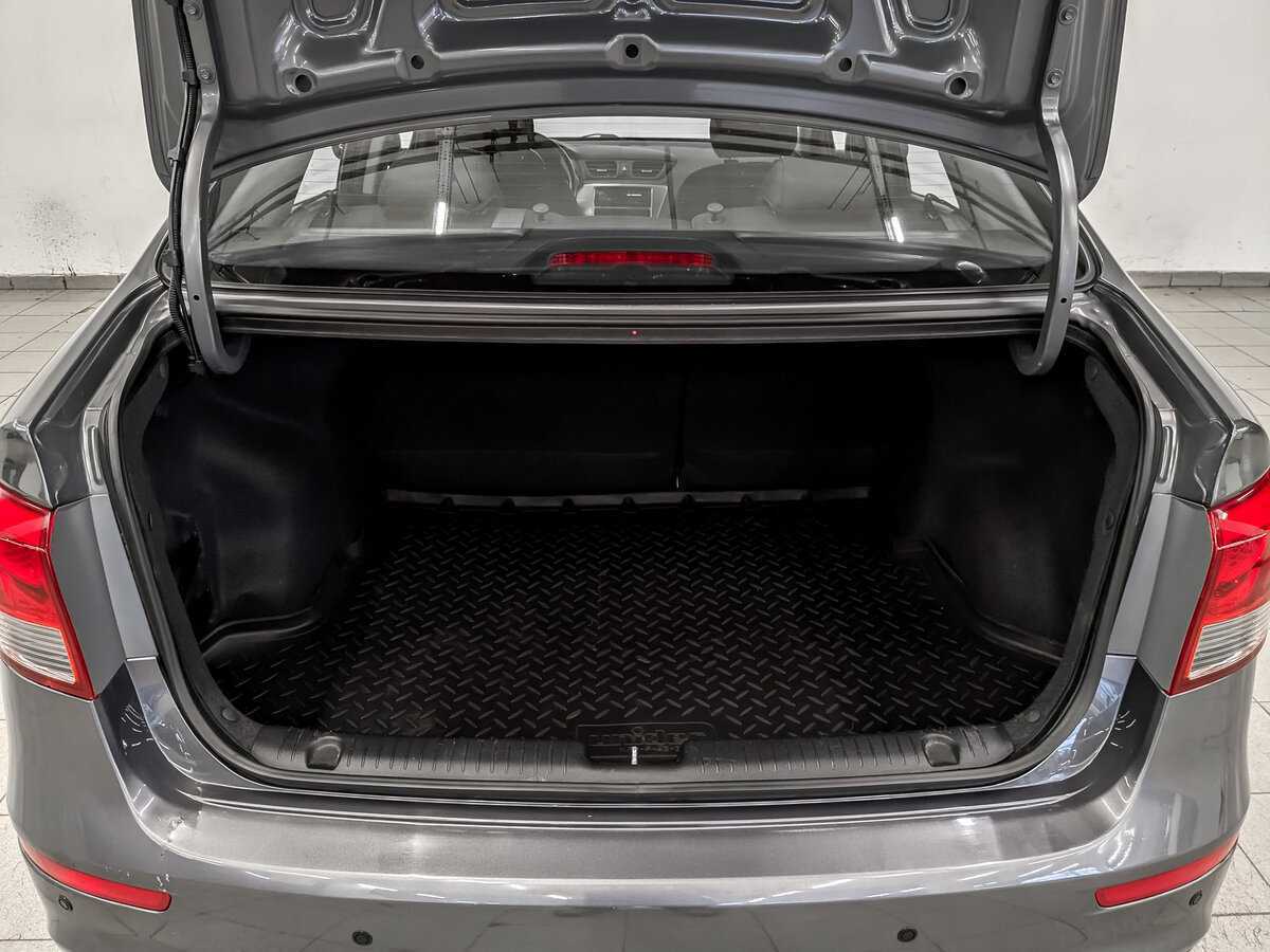 Купить Kia Rio с пробегом. Фото: #9