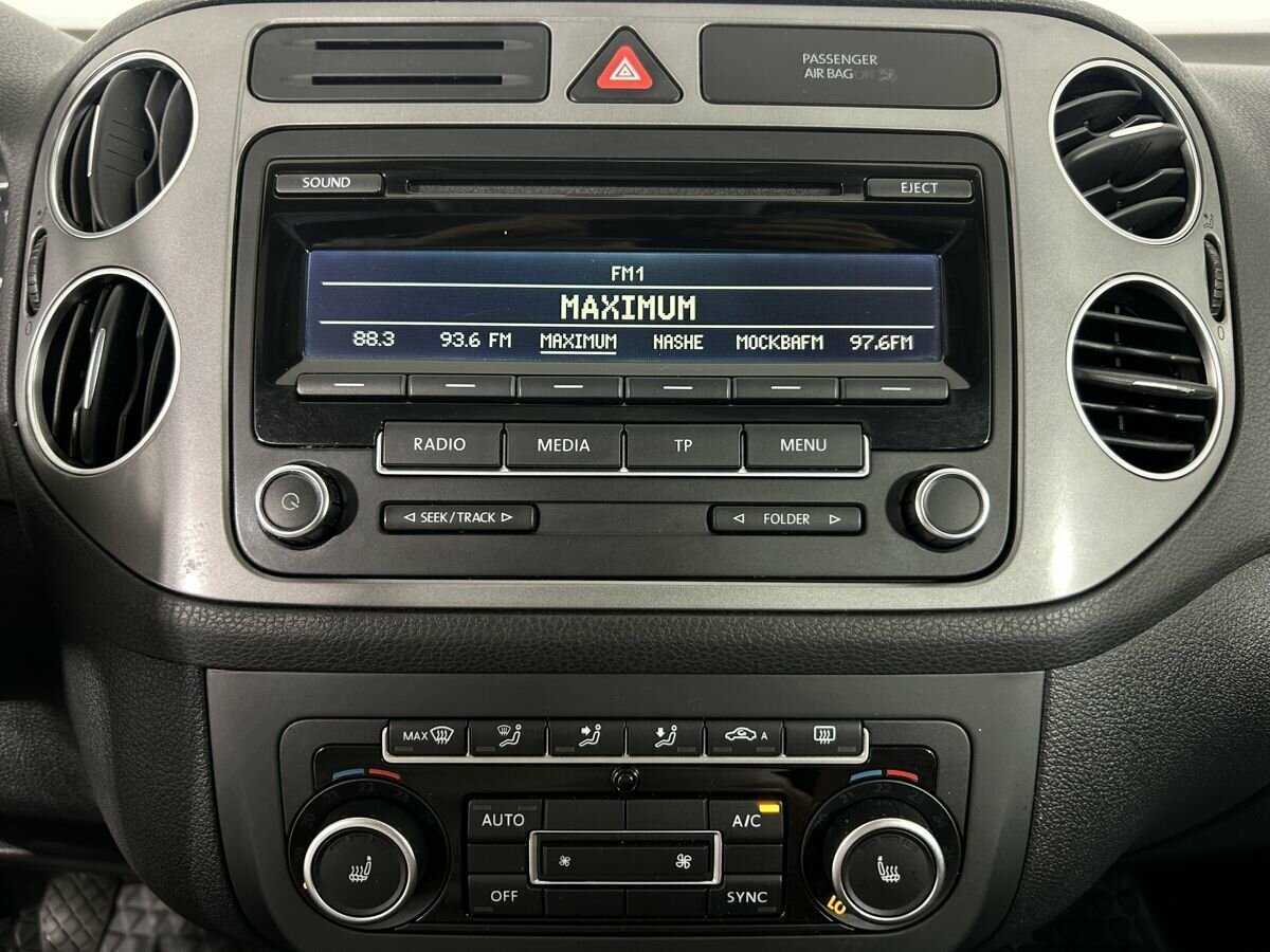 Купить Volkswagen Golf Plus с пробегом. Фото: #10