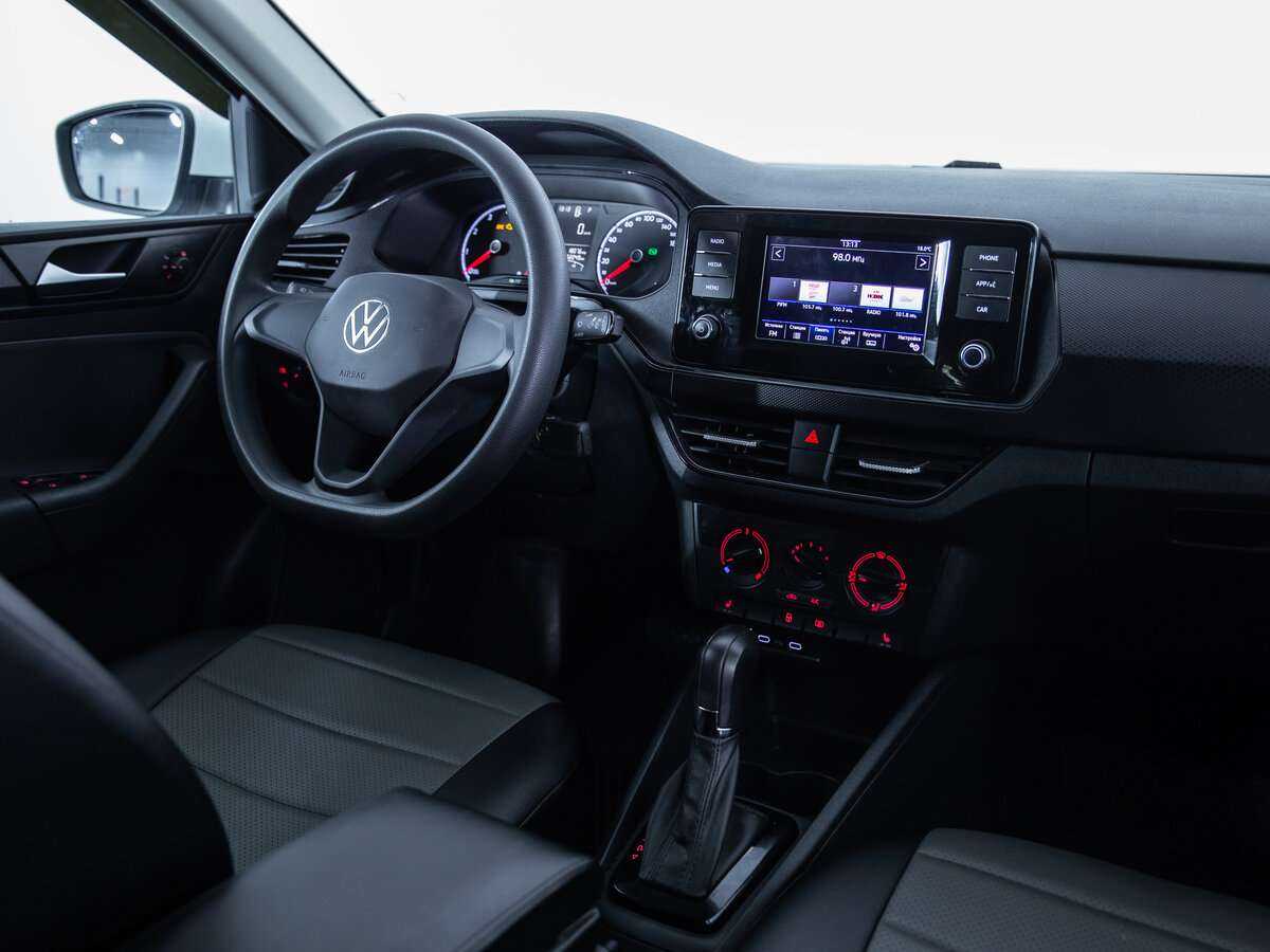 Купить Volkswagen Polo с пробегом. Фото: #10