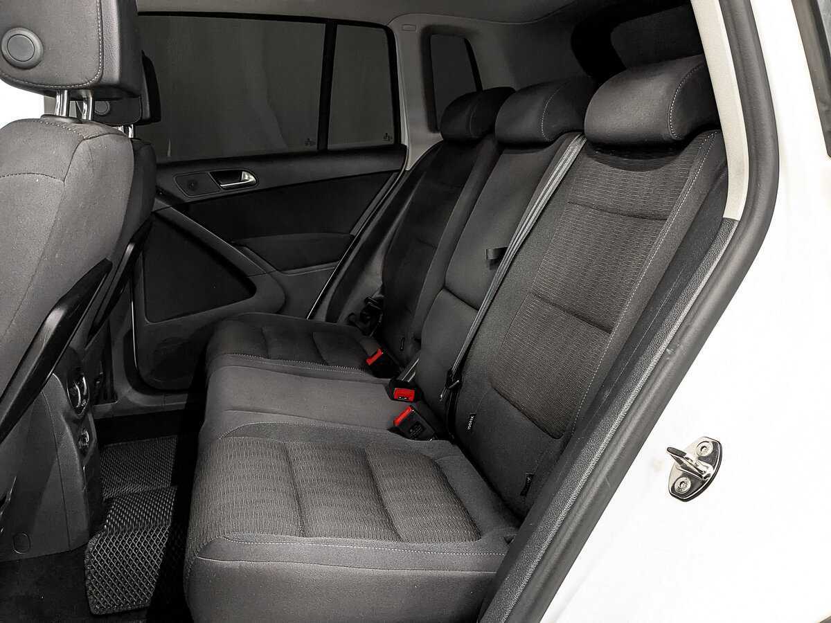 Купить Volkswagen Tiguan с пробегом. Фото: #15