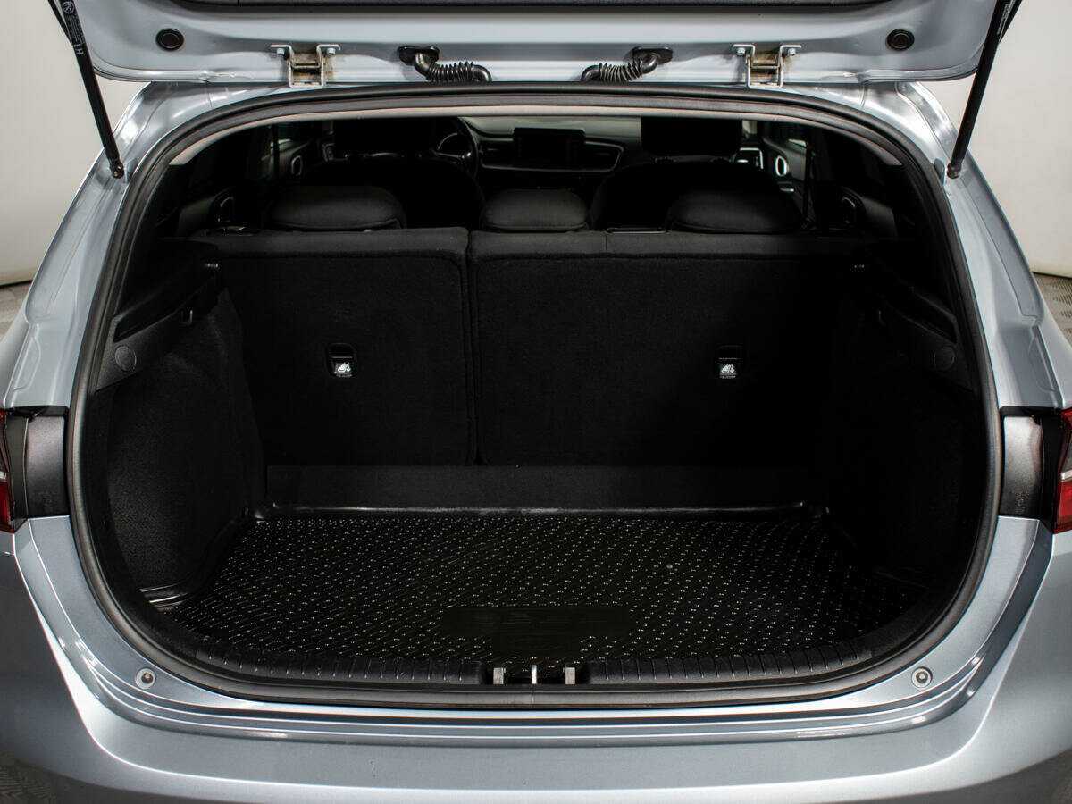 Купить Kia Ceed с пробегом. Фото: #6