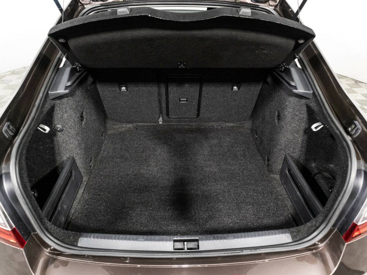 Купить Skoda Octavia с пробегом. Фото: #14