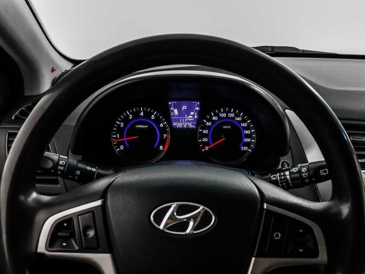 Купить Hyundai Solaris с пробегом. Фото: #15