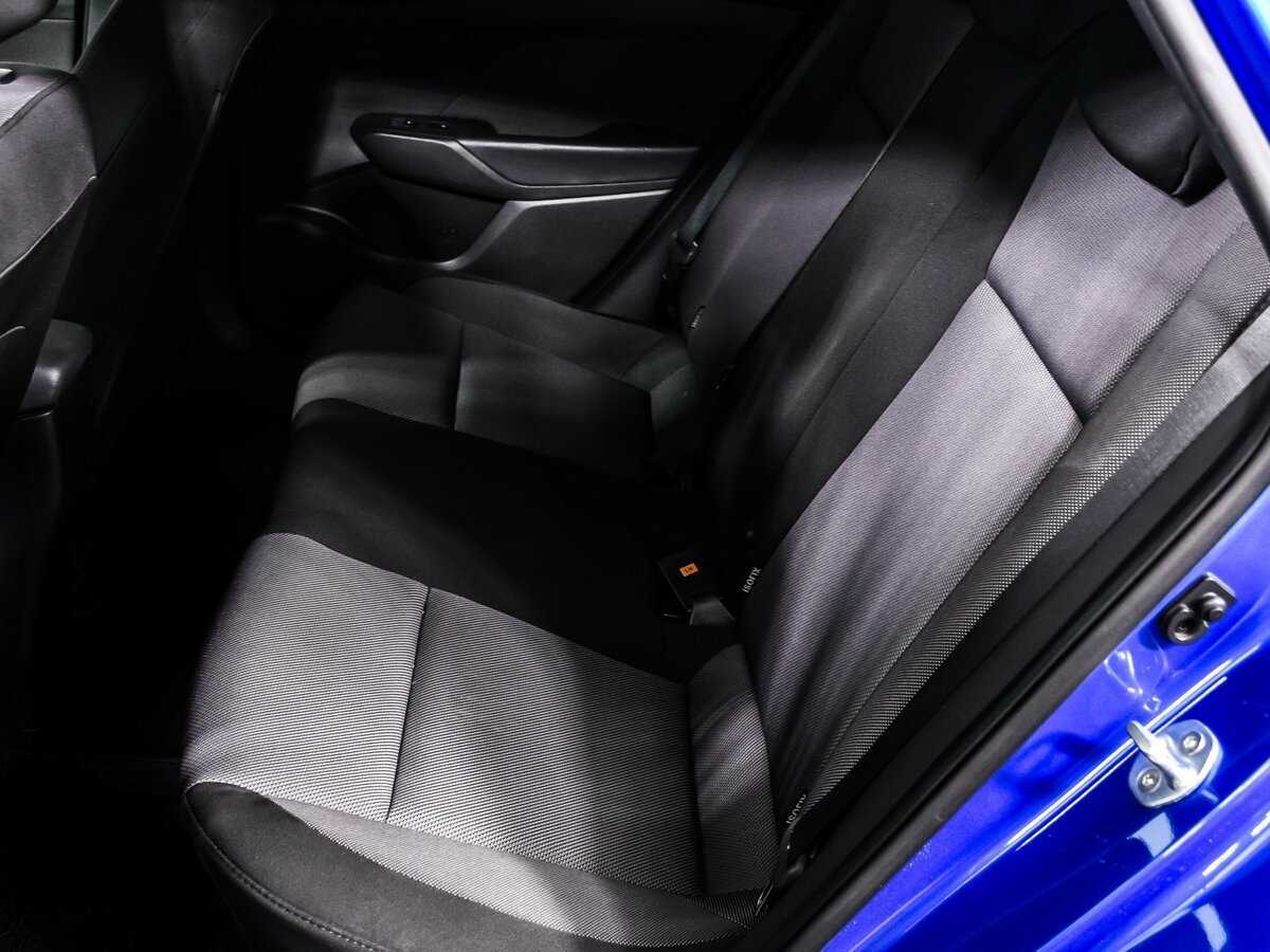 Купить Hyundai Solaris с пробегом. Фото: #12