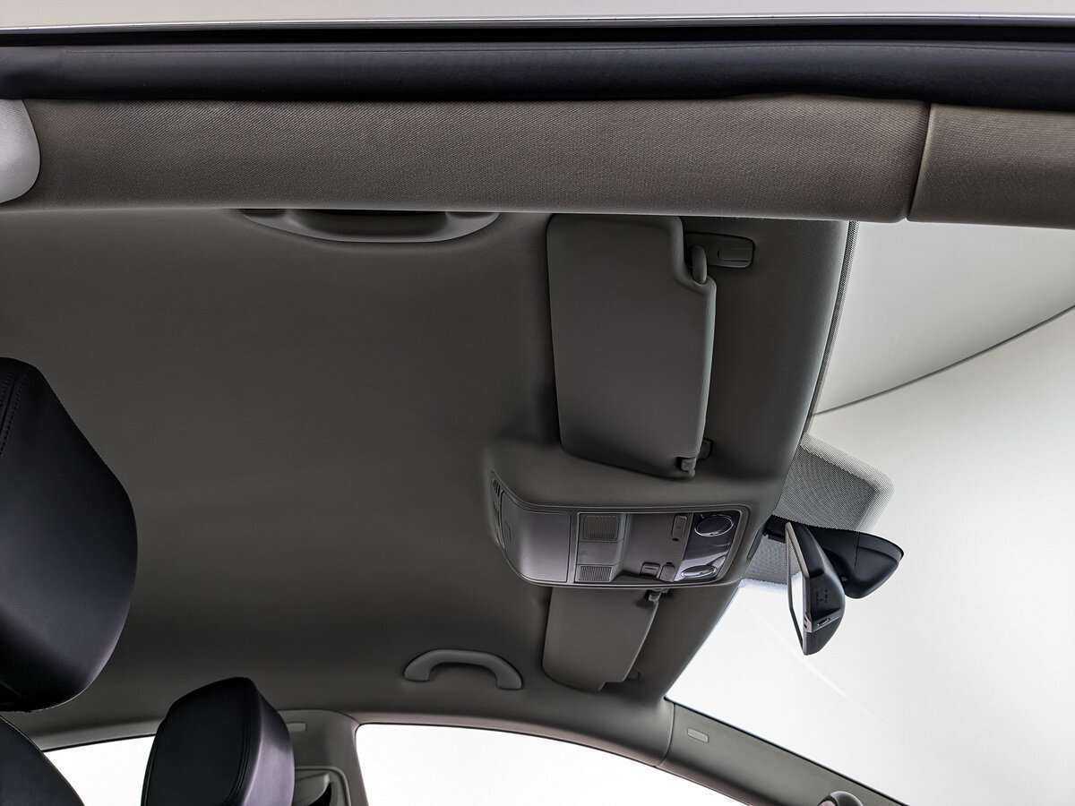 Купить Volkswagen Passat CC с пробегом. Фото: #20