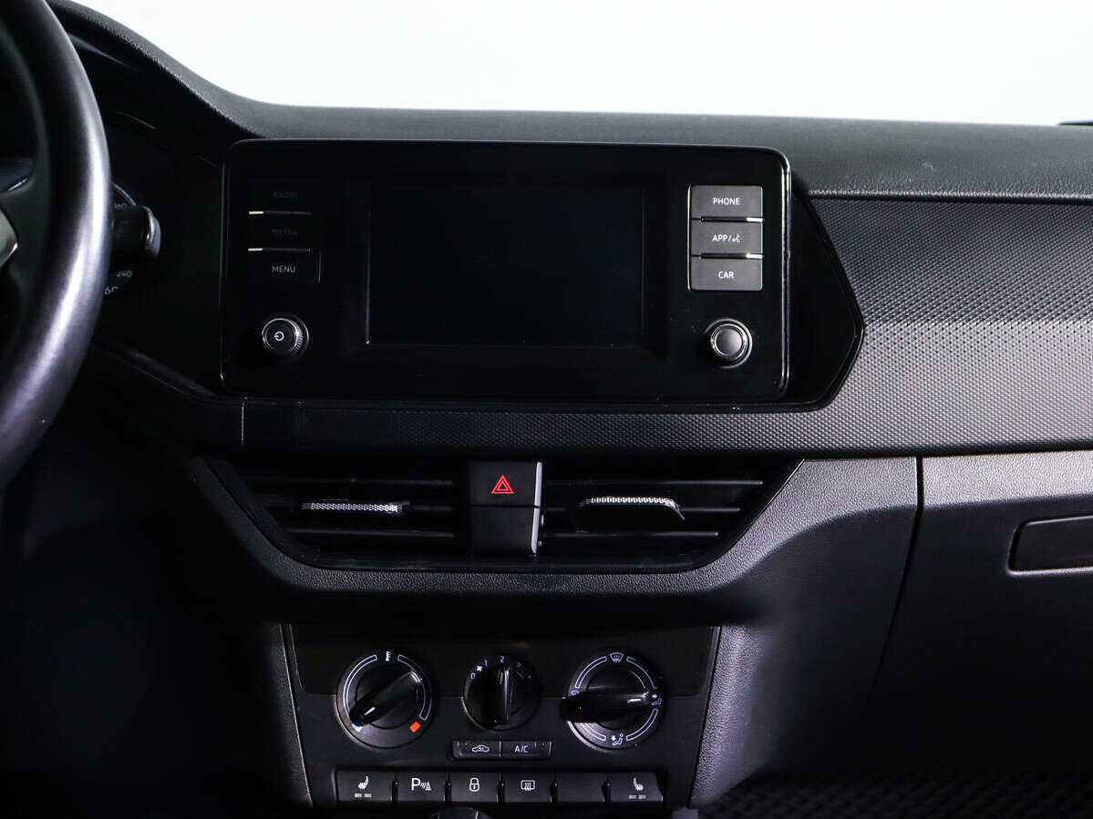 Купить Volkswagen Polo с пробегом. Фото: #12