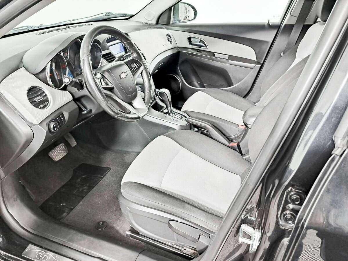 Купить Chevrolet Cruze с пробегом. Фото: #13