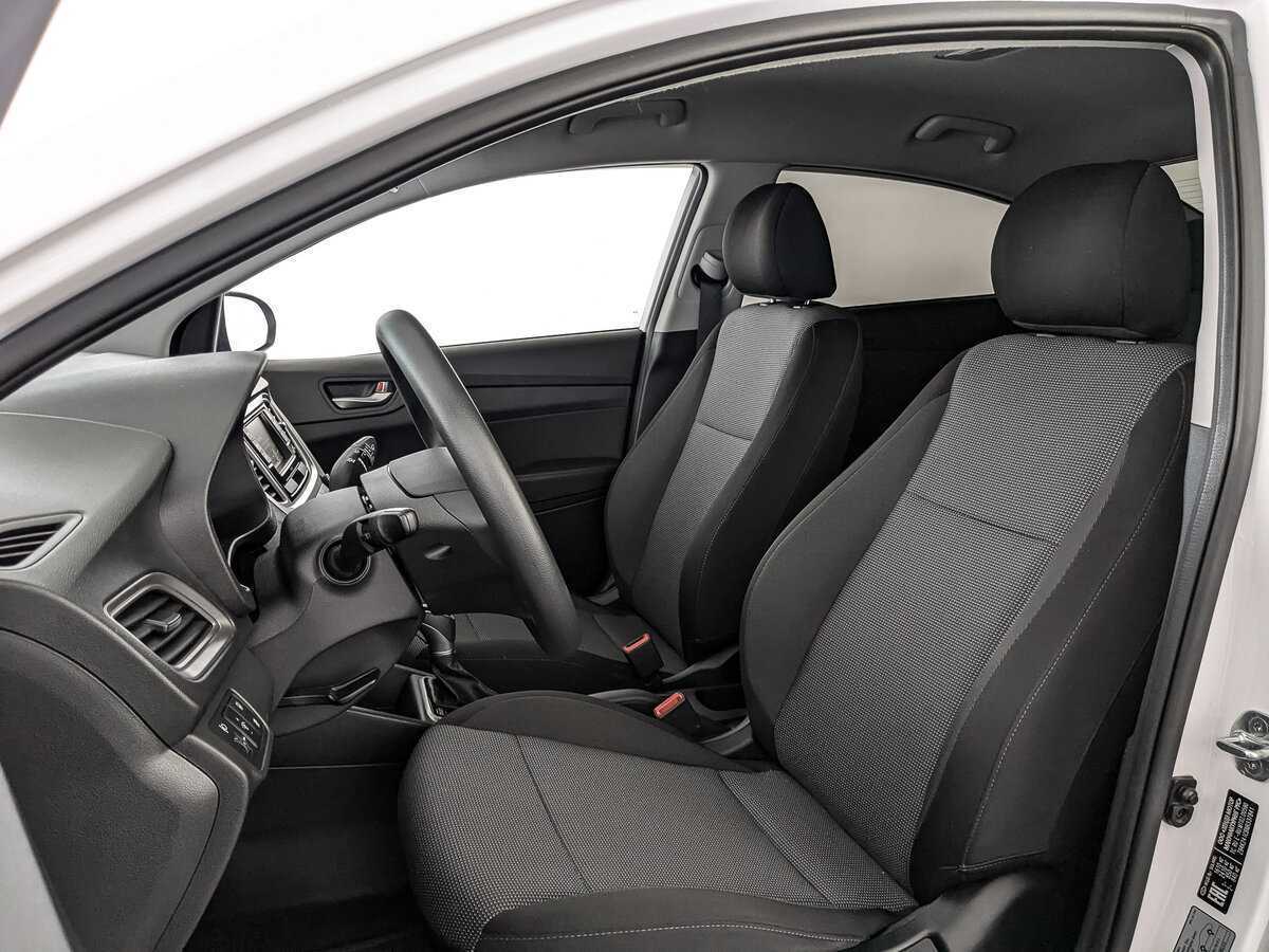 Купить Hyundai Solaris с пробегом. Фото: #15