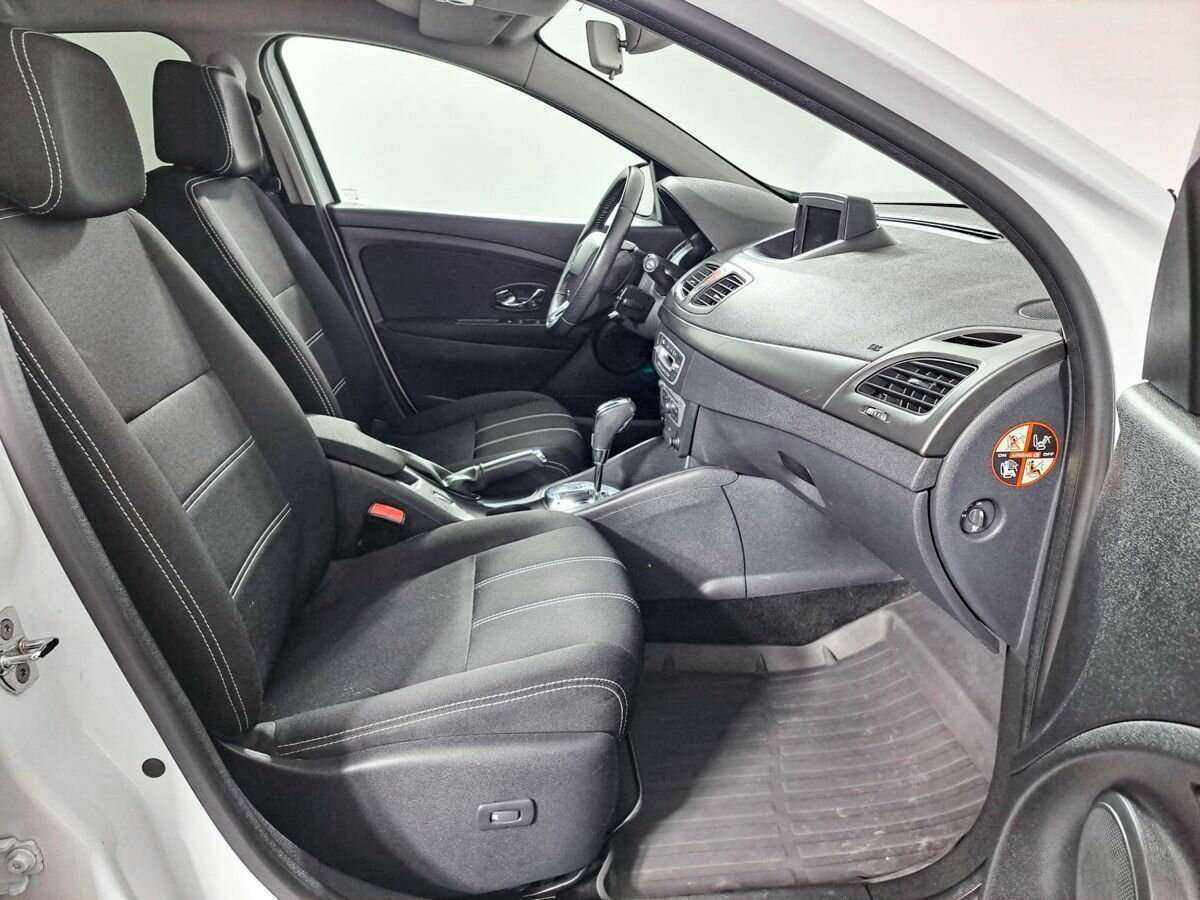 Купить Renault Megane с пробегом. Фото: #8