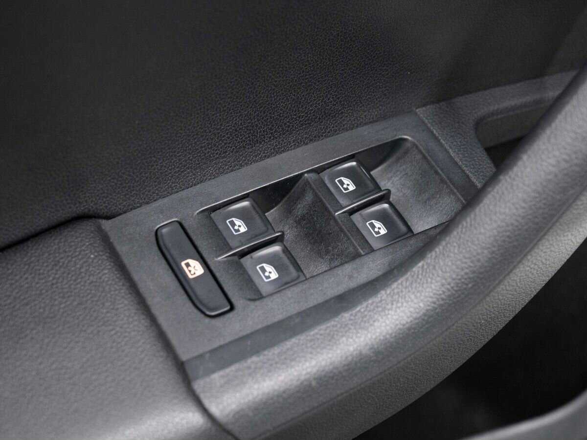 Купить Skoda Octavia с пробегом. Фото: #16