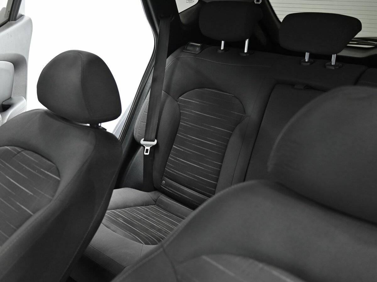 Купить Hyundai ix35 с пробегом. Фото: #5